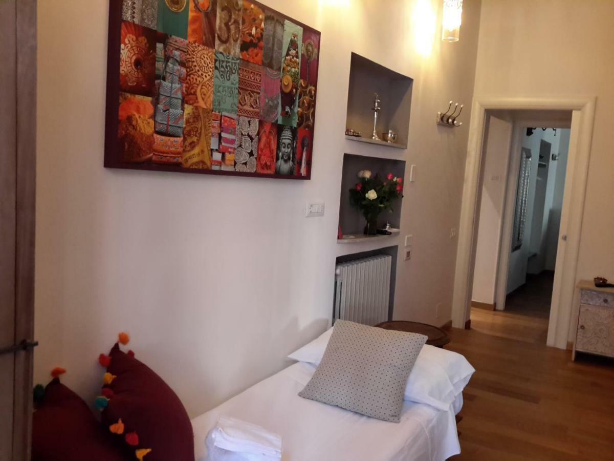 Le Stanze Di Penelope Bed & Breakfast ซาแลร์โน ภายนอก รูปภาพ