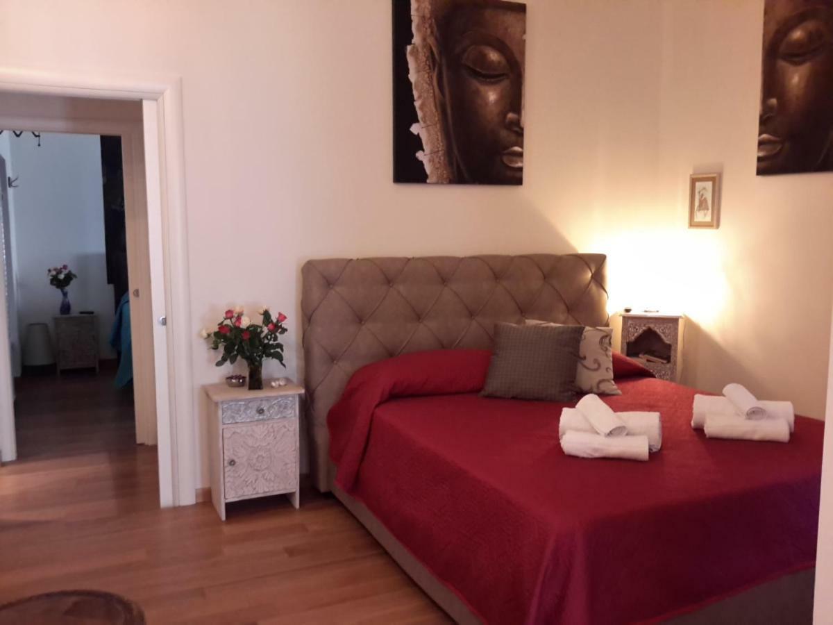 Le Stanze Di Penelope Bed & Breakfast ซาแลร์โน ภายนอก รูปภาพ