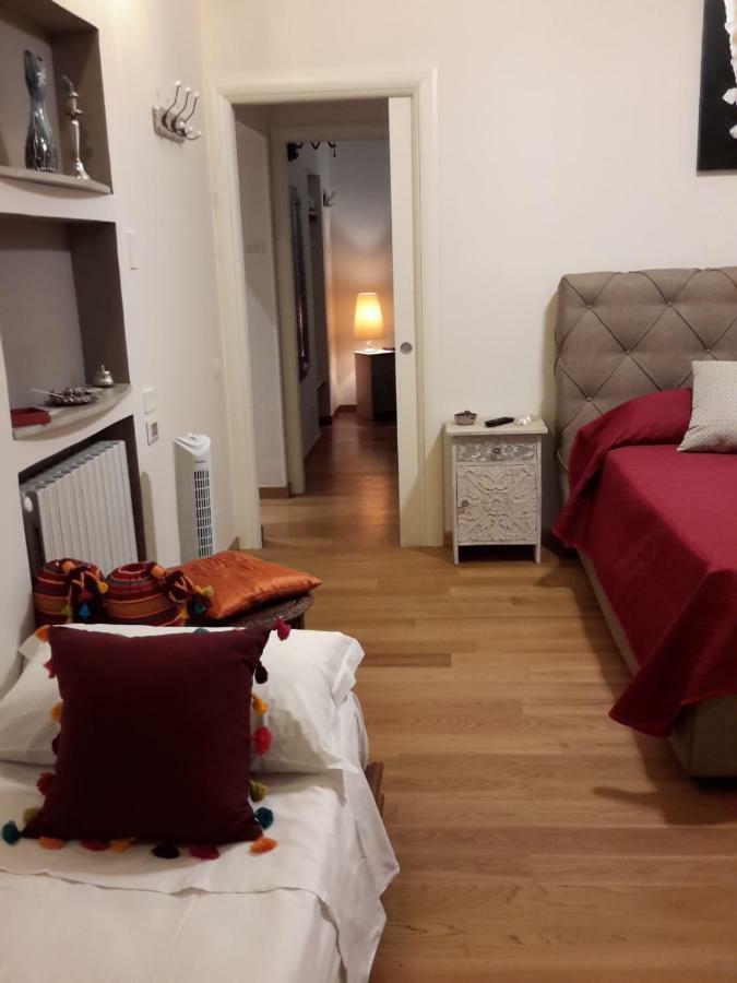 Le Stanze Di Penelope Bed & Breakfast ซาแลร์โน ภายนอก รูปภาพ